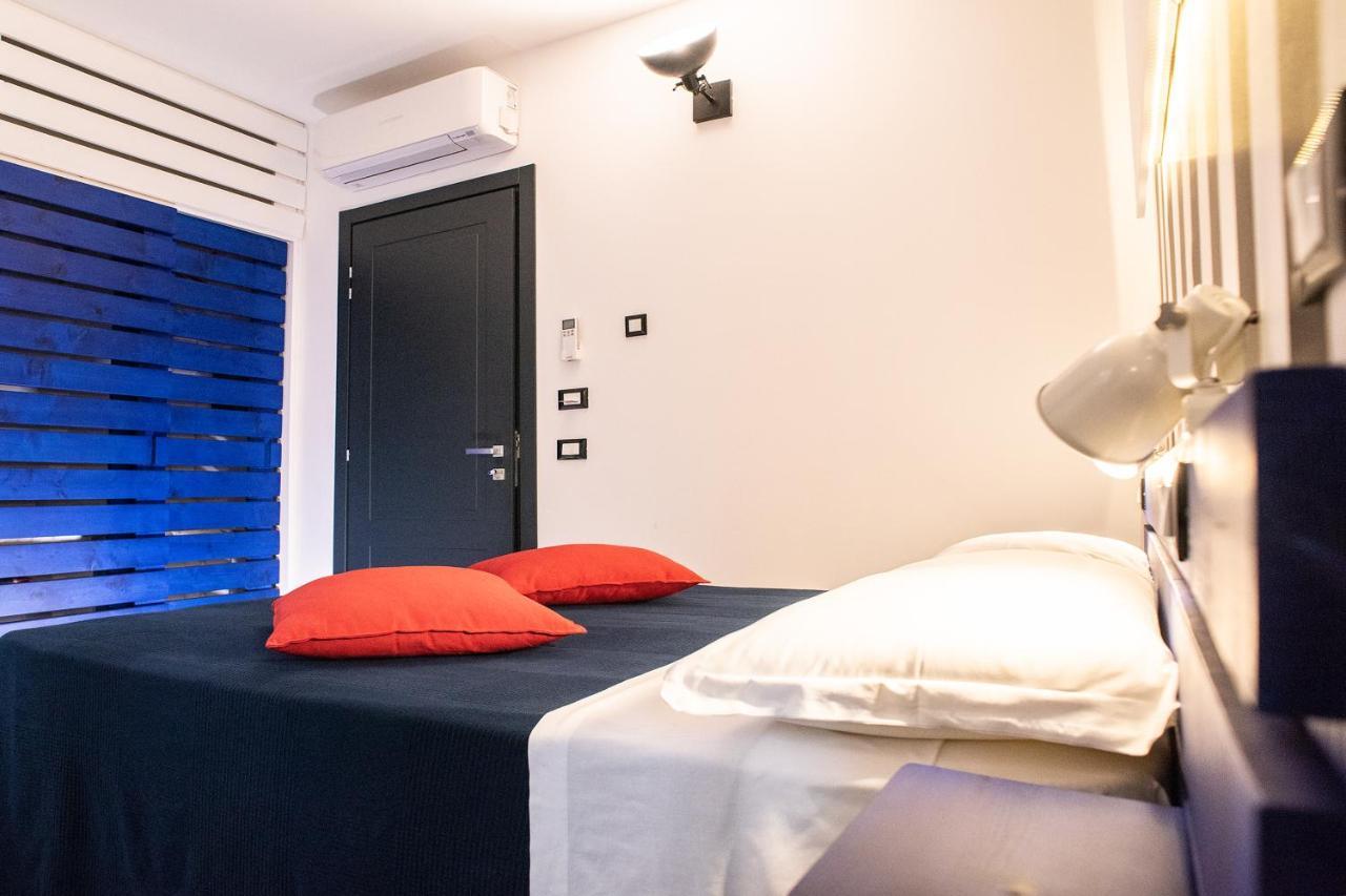 Incentro B&B Μιλάτσο Εξωτερικό φωτογραφία